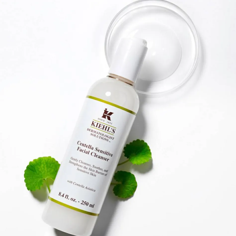 Centella Sensitive Facial Cleanser 250 ml