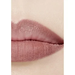 CHANEL LE CRAYON À LÈVRES Nr. 212 BEIGE | baslerbeauty