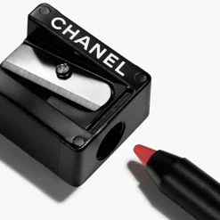 CHANEL LE CRAYON LÈVRES online kaufen | baslerbeauty