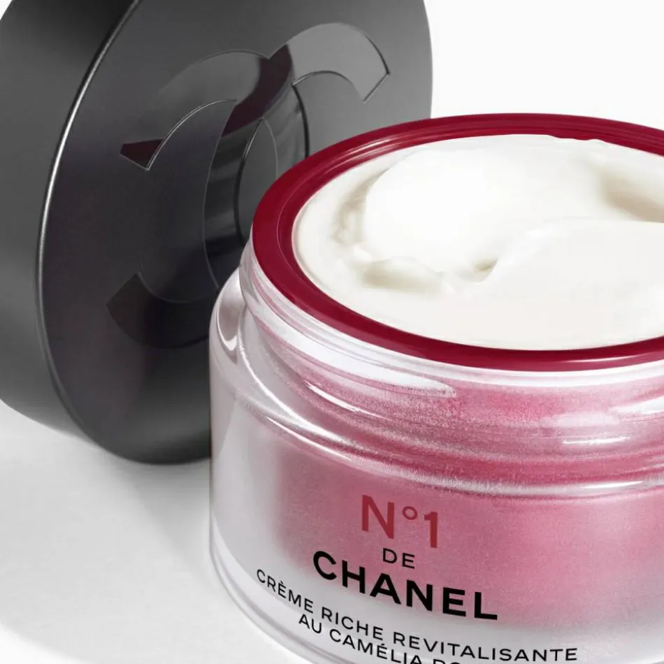 CHANEL N°1 DE CHANEL REICHHALTIGE REVIT | baslerbeauty