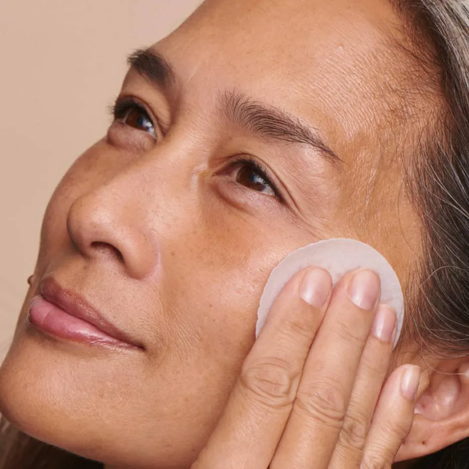 CLINICAL SKIN CARE EVEN SMOOTHER GLYCOLIC RETINOL RESURFACING PEEL PADS Pro Packung 60 Stück