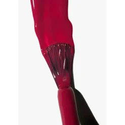 no. 102 Nail Polish Classic Red 15 ml