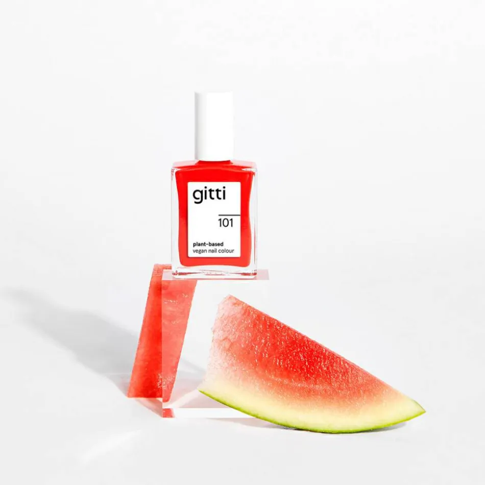 no. 101 Nail Polish Fiery Red 15 ml