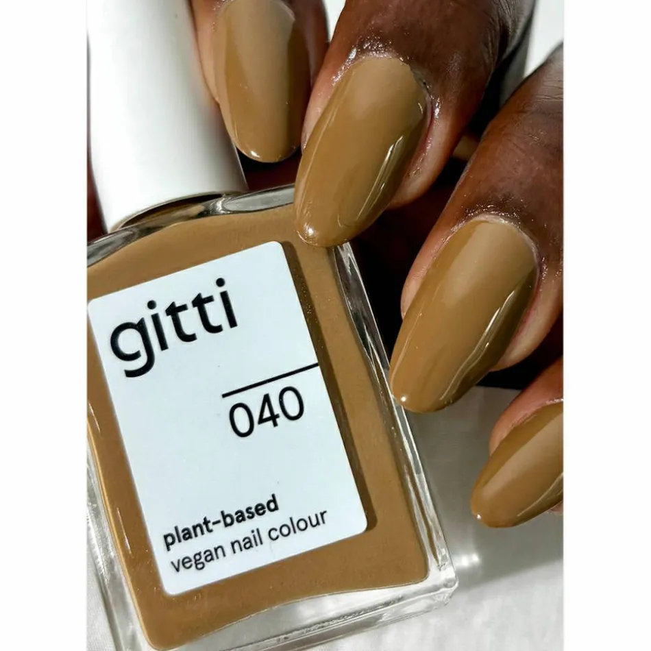 no. 040 Nail Polish Moosgrün 15 ml