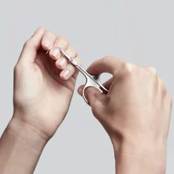 Premium   Nagelhautschere mit Turmspitze