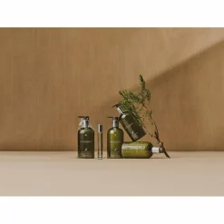 Reviving Rosemary   Bath & Shower Oil-in-Gel 300 ml