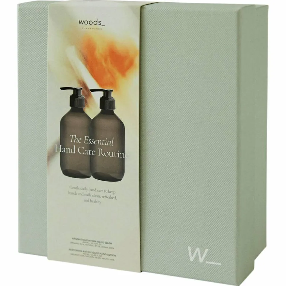 THE ESSENTIAL HAND CARE ROUTINE GIFT SET