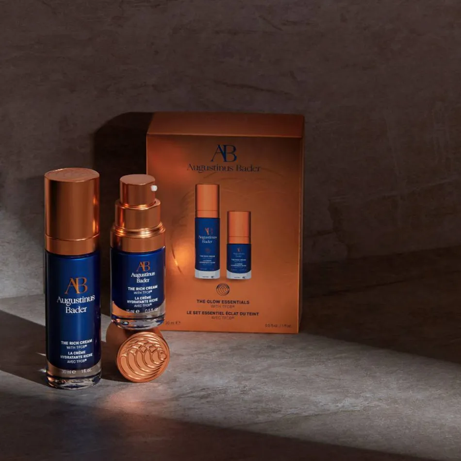 The Glow Essentials 1 x 30 ml, 1 x 15 ml