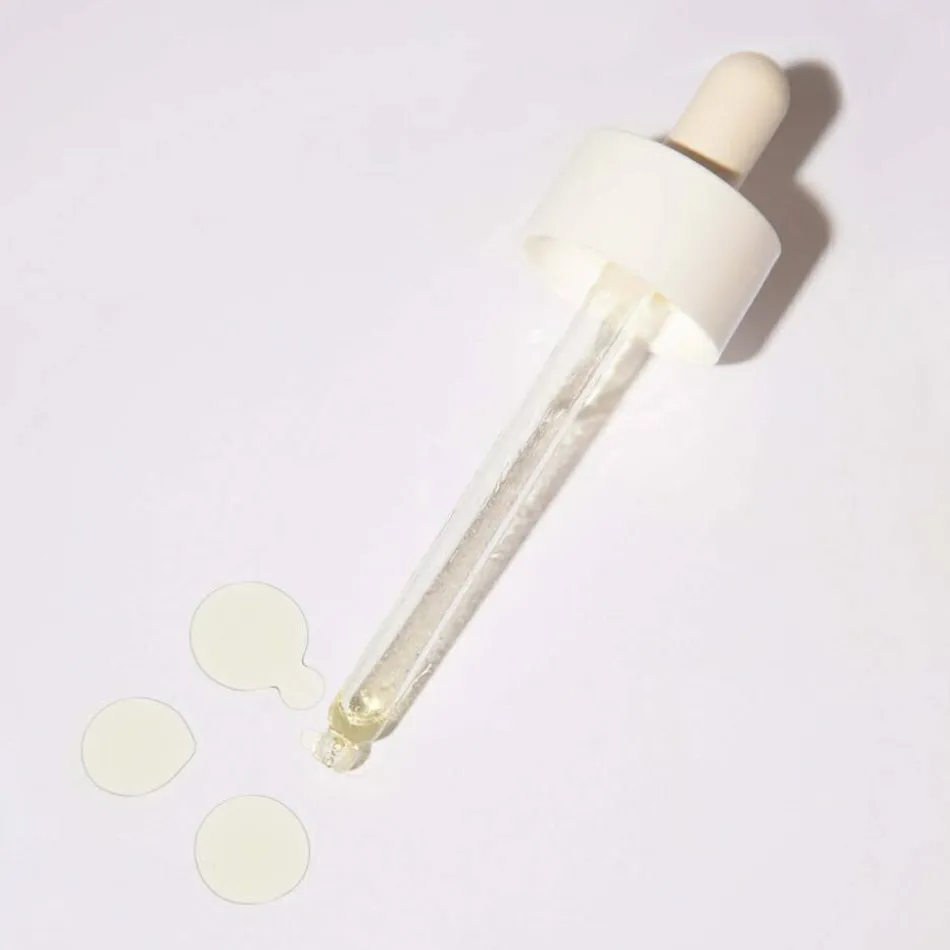 the one that makes you glow Dark spot oil serum SPF 40 30 ml